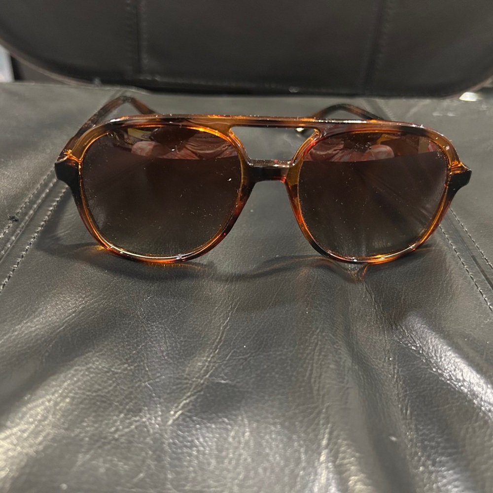Sojos Tortoise Shell Sunglasses - image 4
